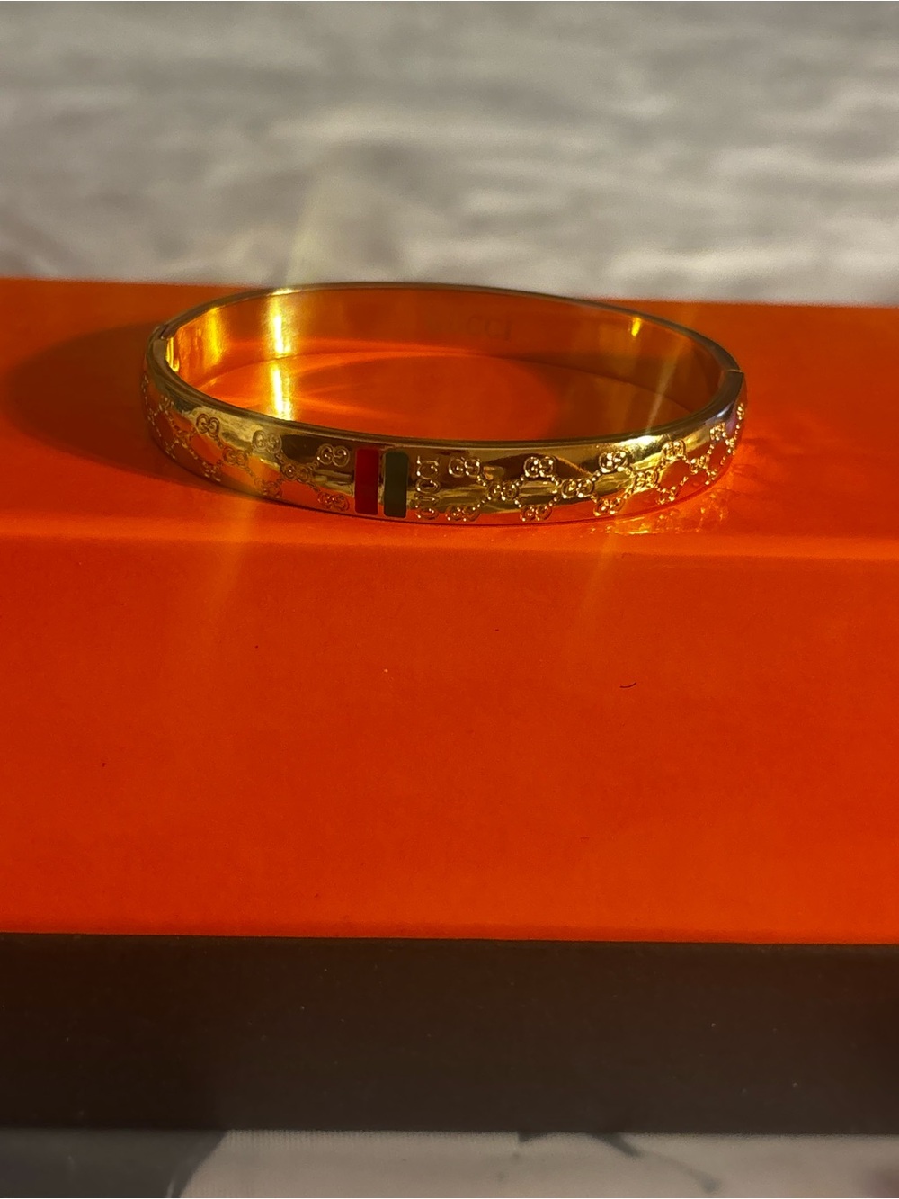 Fashion Jewelry Gold Floral Pattern Bangle Bracelet